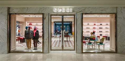 gucci phipps plaza mall.